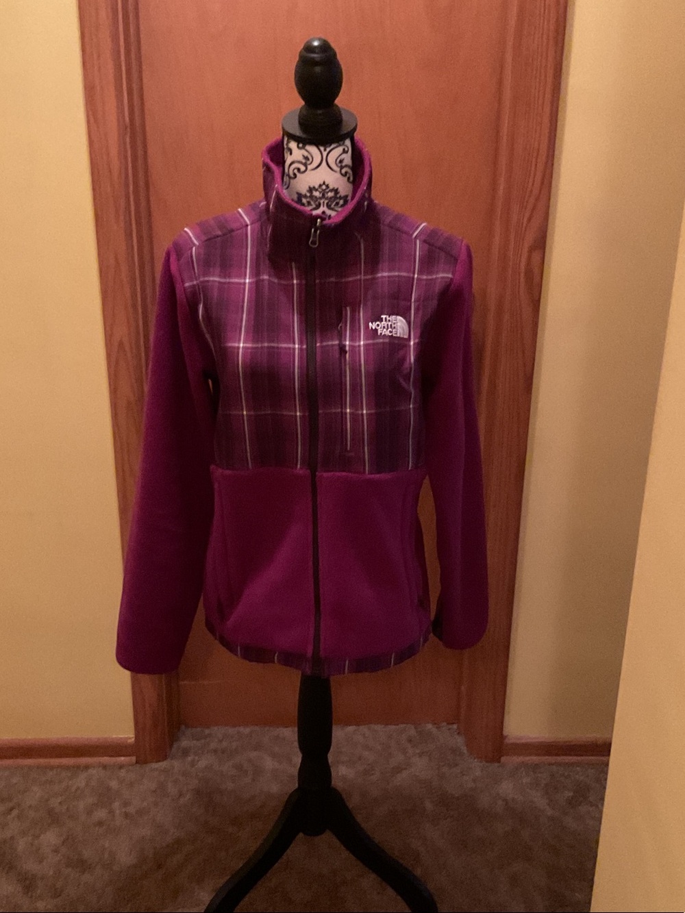 The North Face Women's Plum Plaid Full-Zip Fleece Jacket